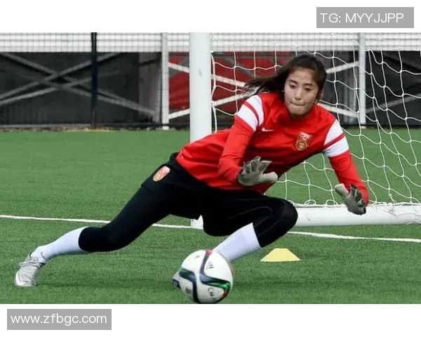 足球明星们的可爱瞬间大集合让你心动不已的萌态表演